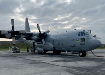 GAMBAR fail sebuah pesawat Hercules milik tentera Colombia. - AFP