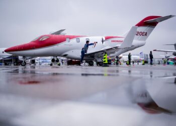 GAMBAR fail sebuah pesawat ringan. - Foto AFP