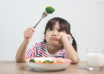 TABIAT memilih makanan antara punca kanak-kanak alami kekurangan zat.