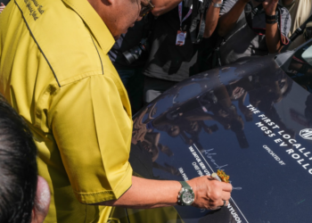 AB Rauf ketika Majlis Menandatangani Rasmi MG S5 EV Perhimpunan Tempatan Pertama di Melaka, baru-baru ini.