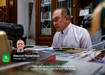 ANWAR Ibrahim berhubung dengan Presiden Iran, Masoud Pezeshkian melalui panggilan telefon bagi mendapatkan perkembangan terkini konflik Asia Barat.