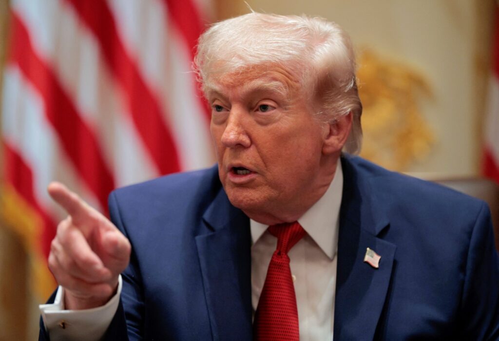 Trump lanjut tangguh serang Iran 10 hari