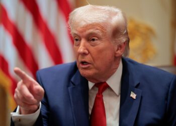 TRUMP melanjutkan lagi tempoh tidak menyerang iran. - AFP