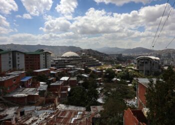 GAMBAR fail Caracas pada Februari lalu. - AFP