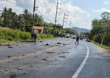 LOKASI letupan bom yang menyebabkan seorang guru cedera di Yala, Thailand.