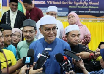 DR.Dzulkefly Ahmad semasa sidang media pada Majlis Iftar Perdana di Masjid Al-Husna, Kota Bharu, Kelantan hari ini-UTUSAN/KAMARUL BISMI KAMARUZAMAN.