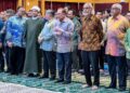 ANWAR Ibrahim diiringi Mohamad Sabu menghadiri Program Ihya Ramadan anjuran Kementerian Pertanian dan Keterjaminan Makanan (KPKM) di Wisma Tani, Putrajaya.
