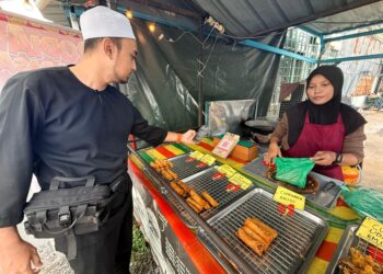 LEBIH 80 peratus pelanggan bazar Ramadan di Perlis menggunakan kaedah pembayaran tanpa tunai yang sudah menjadi kebiasaan bagi penduduk.