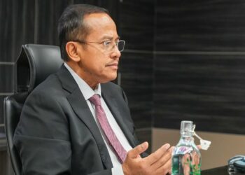 AHMAD SAMSURI MOKHTAR