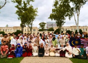 PELAJAR Malaysia di Brisbane, Australia.