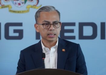 FAHMI FADZIL