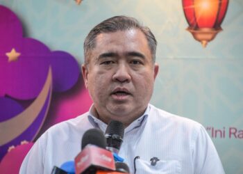 Anthony Loke Siew Fook