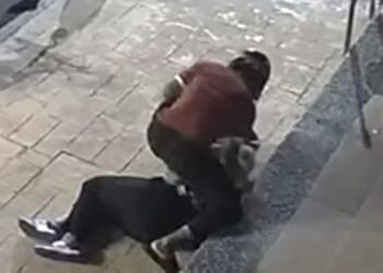 TANGKAP layar rakaman CCTV di lokasi kejadian di sebuah pusat hiburan di Kota Shahbandar, Melaka Ahad lalu.