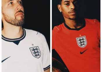 PENYERANG England, Harry Kane (kiri) dan Marcus Rashford menggayakan jersi terbaik skuad Three Lions menjelang kempen Piala Dunia 2026. - IG FA