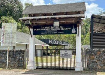 PINTU masuk ke Lombong Bijih Timah Sungai Lembing di Kuantan, Pahang ditutup sementara bagi kerja-kerja penyelenggaraan sekali gus menjejaskan kunjungan pelancong ke destinasi bersejarah itu.
– UTUSAN/DIANA SURYA ABD. WAHAB