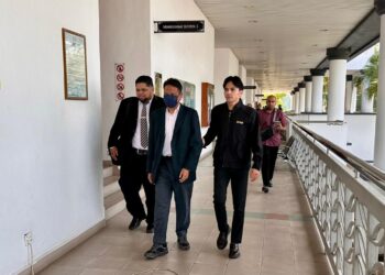 FAIZAL Zailan mengaku tidak bersalah terhadap pertuduhan mengemukakan dokumen palsu mengenai laporan perbelanjaan di Mahkamah Sesyen Alor Setar.