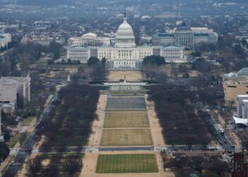 TENTERA AS merancang membina kompleks besar bawah tanah di Rumah Putih. - AFP