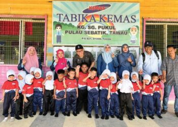 YB Andi Muhammad Suryady Bandi  mengutamakan aspek pendidikan kerana beliau percaya kemajuan sesuatu bangsa dan komuniti mesti bermula dengan pembinaan minda melalui ilmu.