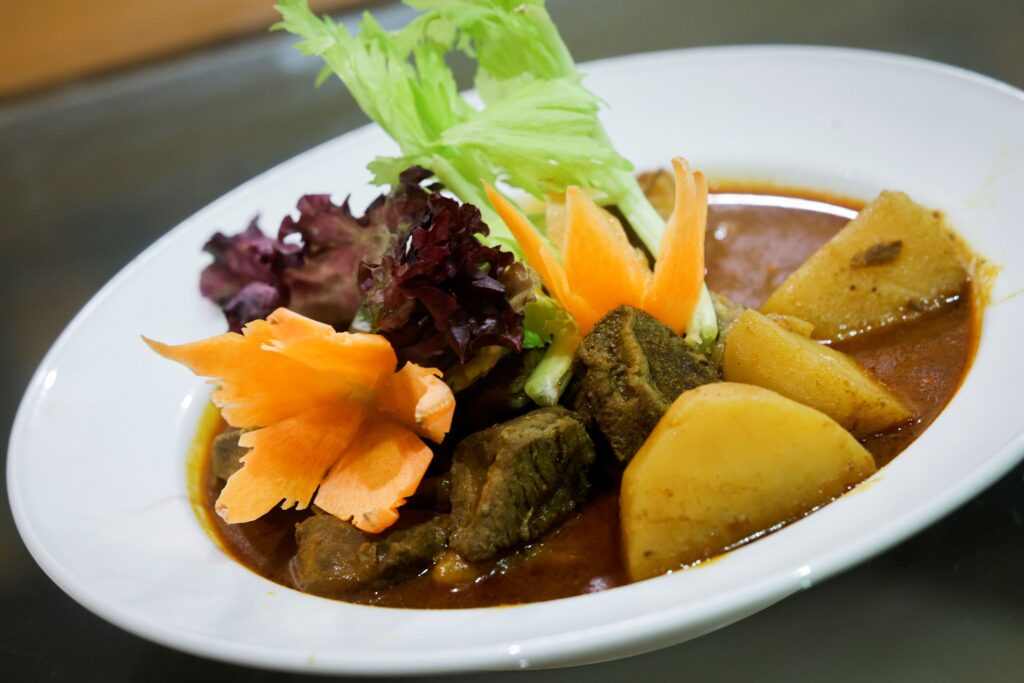Gulai kambing kawah