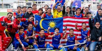 SKUAD Speedy Tigers meraikan kejayaan mara ke separuh akhir selepas menewaskan China 5-4 dalam aksi kelayakan Hoki Piala Dunia 2026 di Ismailia, Mesir, semalam. - FB KONFEDERASI HOKI MALAYSIA