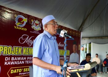 MAHDZIR KHALID