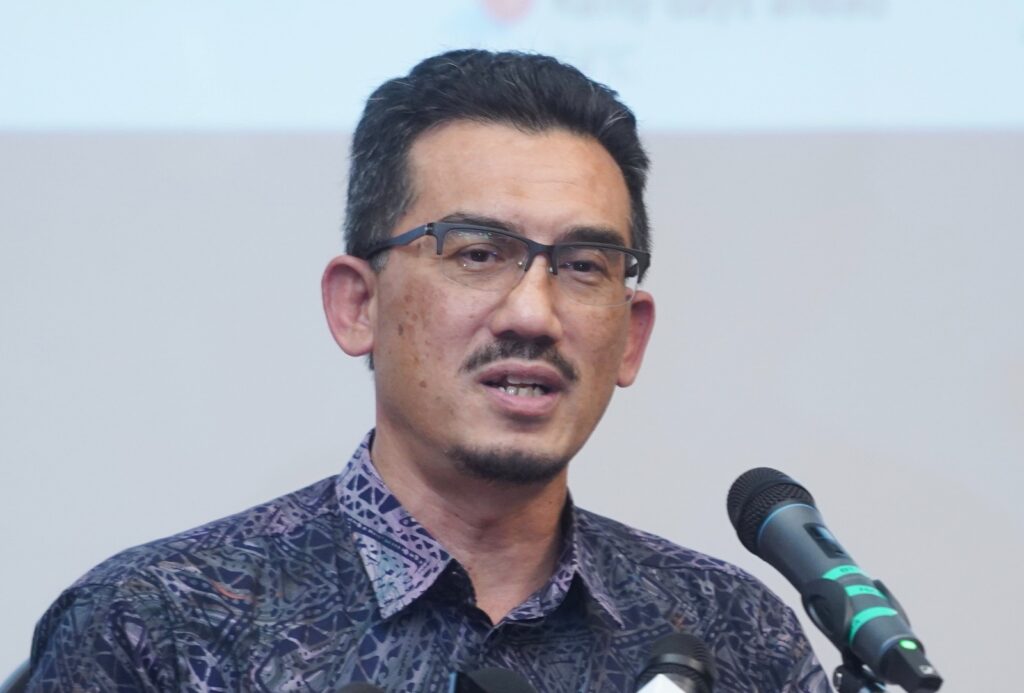 Pembenihan awan tumpu kawasan empangan