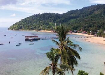 KONFLIK Asia-Barat menjejaskan sektor pelancongan di Pulau Tioman di Rompin, Pahang.
