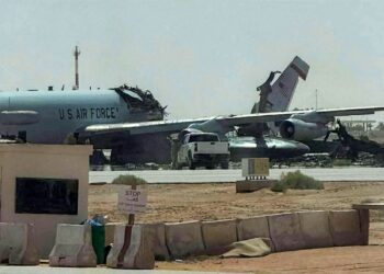 SEBUAH pesawat Sistem Amaran dan Kawalan Terbang Tentera Udara AS (AWACS) yang digunakan dalam kawalan trafik udara musnah selepas terkena serangan peluru di Pangkalan Udara Prince Sultan di Arab Saudi.-AFP