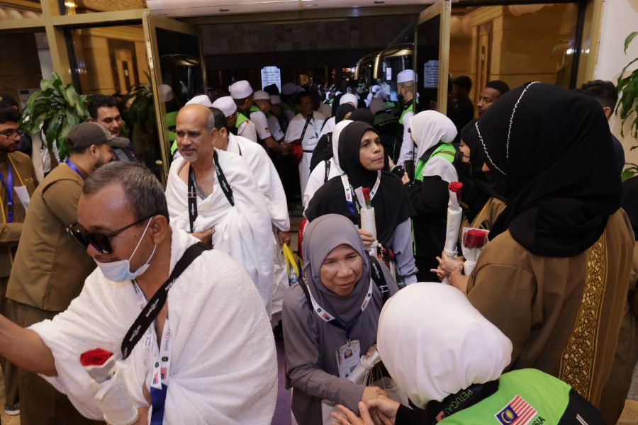 5,364 jemaah haji Malaysia tiba setakat kini
