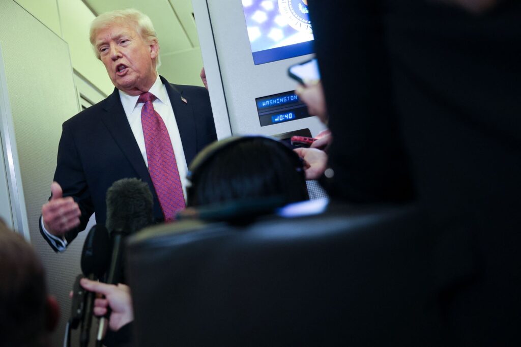 Sekatan AS ke atas pelabuhan Iran akan kekal jika tiada perjanjian – Trump