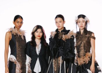 Koleksi haute goth Nur Allieya Shahira Shahril Irwan ini diilhamkan daripada kitaran metamorfosis rama-rama malam.