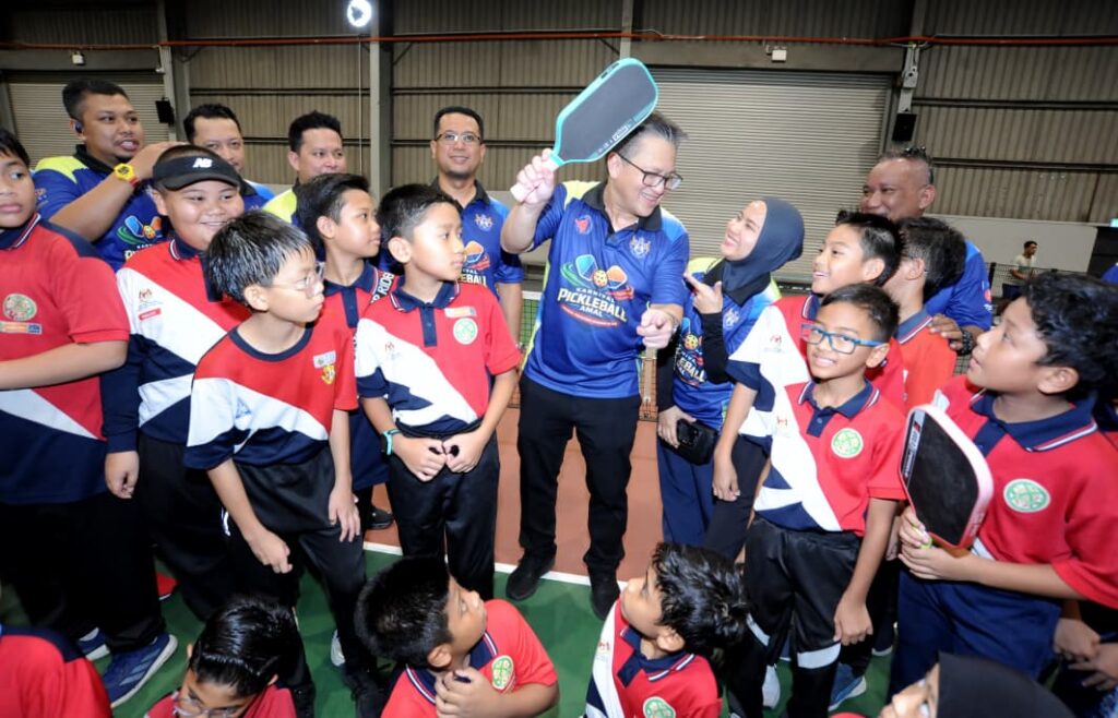 ‘Bekas pimpinan, ahli UMNO diterima semula perlu tunjuk keihklasan, bersama perjuangkan parti’