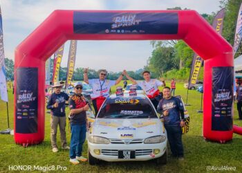 AZRUL Azhar Norbakari dan juruarah, Muhamad Irfan Noor Azman mewakili pasukan AA Motorsports -Darsa Lube Consertium Team dari Perlis terus mencipta sensasi apabila muncul juara bagi kategori M1 kejohanan Rally Sprint 2026 yang berlangsung pada 25 dan 26 April lalu di Tanamera Rally Park, Sungai Buloh.-UTUSAN/ASRUL AFEED