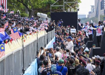 RAKYAT yang matang tidak mudah terpengaruh dengan naratif sensasi, tidak cepat menghukum tanpa bukti dan tidak menjadikan perbezaan sebagai alasan untuk membenci.