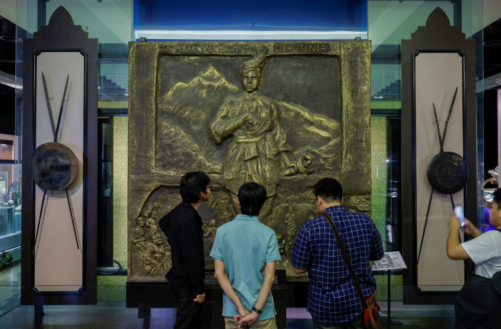 Ratusan koleksi artifak negara kini boleh diakses secara digital