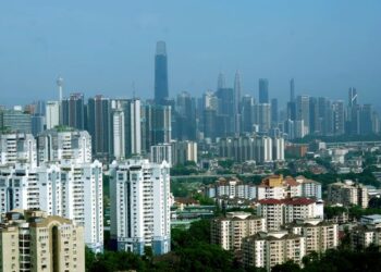 KERAJAAN mengambil pendekatan fiskal strategik bagi memastikan kestabilan ekonomi dan kebajikan rakyat terus terpelihara.