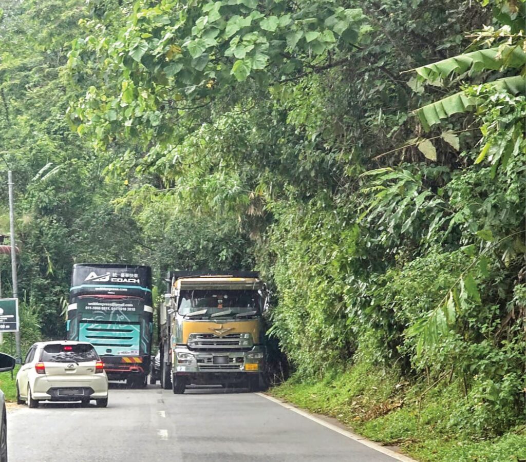 Jalan Tapah-Cameron Highlands bahaya
