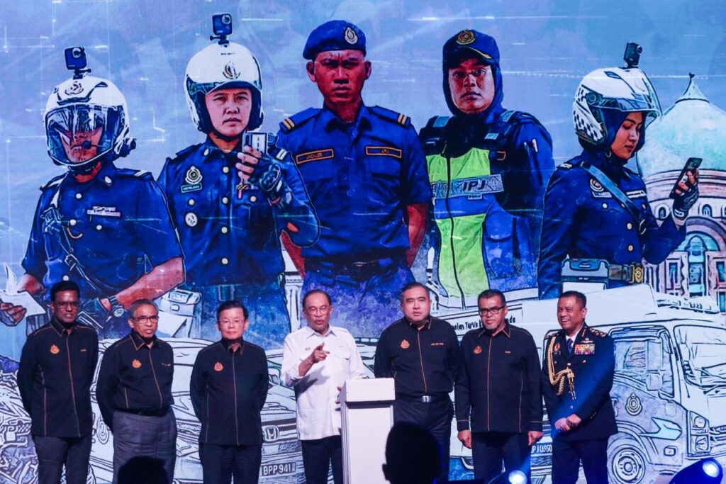 Kerajaan timbang turunkan cukai jalan bagi kenderaan diesel