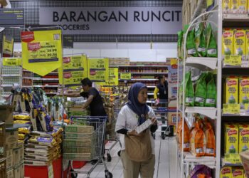 PRODUK tempatan hendaklah kompetitif dari segi harga dan kualiti agar tidak membebankan pengguna, terutamanya golongan berpendapatan sederhana dan rendah.