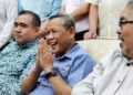 AMINUDDIN Harun dalam sidang akhbar di Kediaman Rasmi Menteri Besar di Seremban, semalam. – UTUSAN/MOHD. SHAHJEHAN MAAMIN