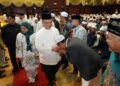 TUANKU Syed Faizuddin Putra Jamalullail berkenan berangkat menyempurnakan perasmian Majlis Penutup Festival Sukan dan Seni Islam Tahfiz (FIESTA) 2026 Peringkat Antarabangsa di Dewan Warisan, Kangar, Perlis.-UTUSAN