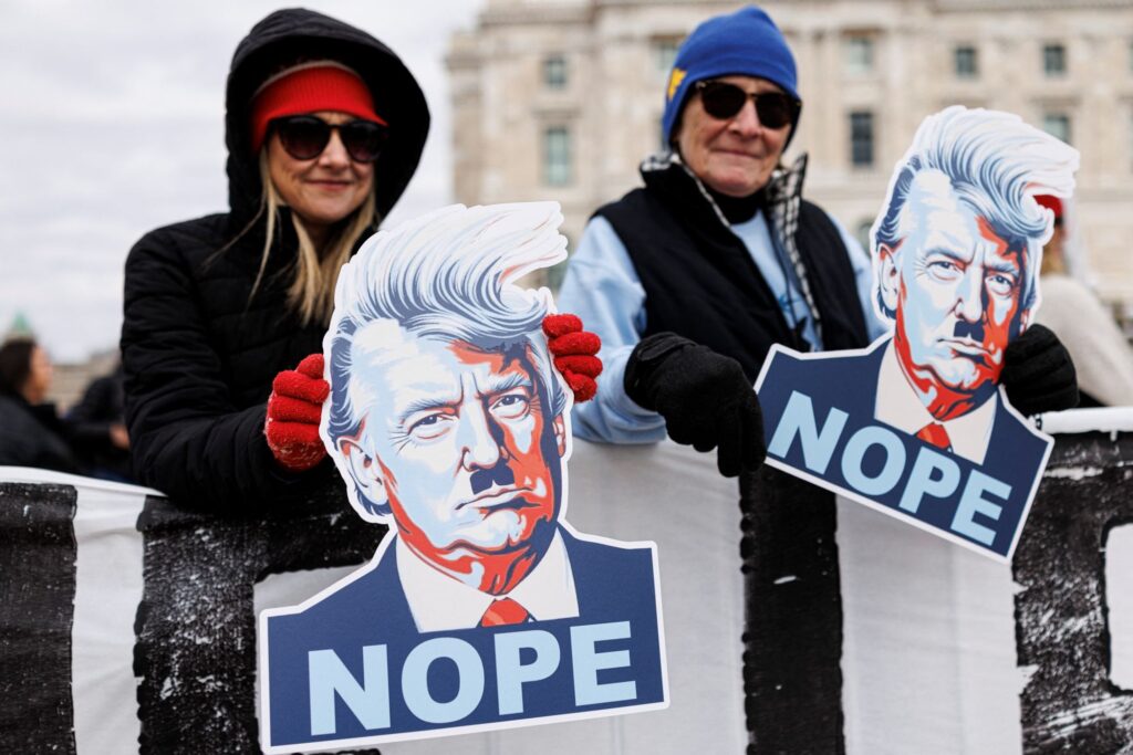 Demokrat desak Trump dipecat ekoran ugutan ekstrem