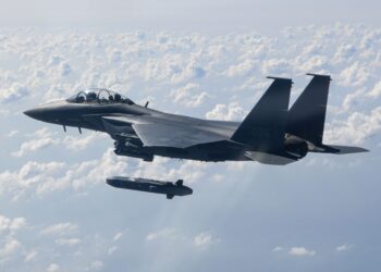 GAMBAR fail jet F-15K milik Tentera Udara Korea Selatan. - AFP