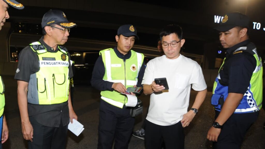 31 kes kenderaan pendaftaran asing dikesan isi RON95