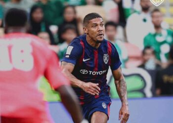 JAIRO Da Silva dibenarkan keluar hospital selepas pihak hospital membuat pemeriksaan lanjut terhadap pemain berusia 34 tahun itu-IHSAN FB JOHOR SOUTHERN TIGERS