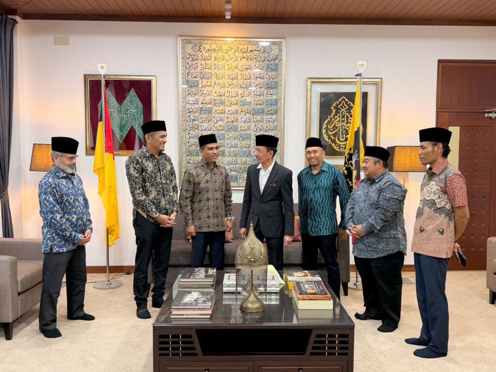 Anak Tampin cipta nama global