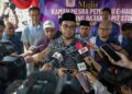 ZULKIFLI Hasan dalam sidang akhbar sempena Majlis Ramah Mesra Pemandu E-hailing dan P-hailing Barakah Pit Stop di Masjid Wilayah Persekutuan di sini, hari ini. -UTUSAN/MUHAMAD IQBAL ROSLI