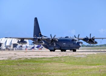 GAMBAR fail pesawat tentera C-130 milik AS. - AFP