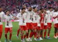 Pemain-pemain Bayern Munich meraikan kejayaan menjuarai divisyen satu Bundesliga selepas menewaskan VfB Stuttgart 4-2, semalam. - AFP