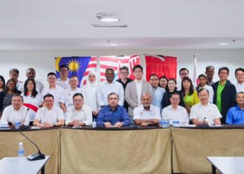 JAWATANKUASA Tertinggi Pusat (CEC) DAP telah mengadakan mesyuarat bulanan pada malam tadi. FACEBOOK DAP